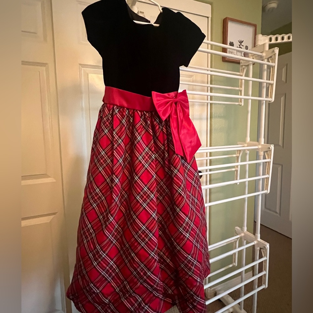 Elegant Black and Red Plaid Kids Dress